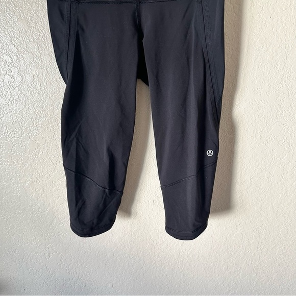 Lululemon Run Pace Crop black leggings size 4 - Picture 6 of 13